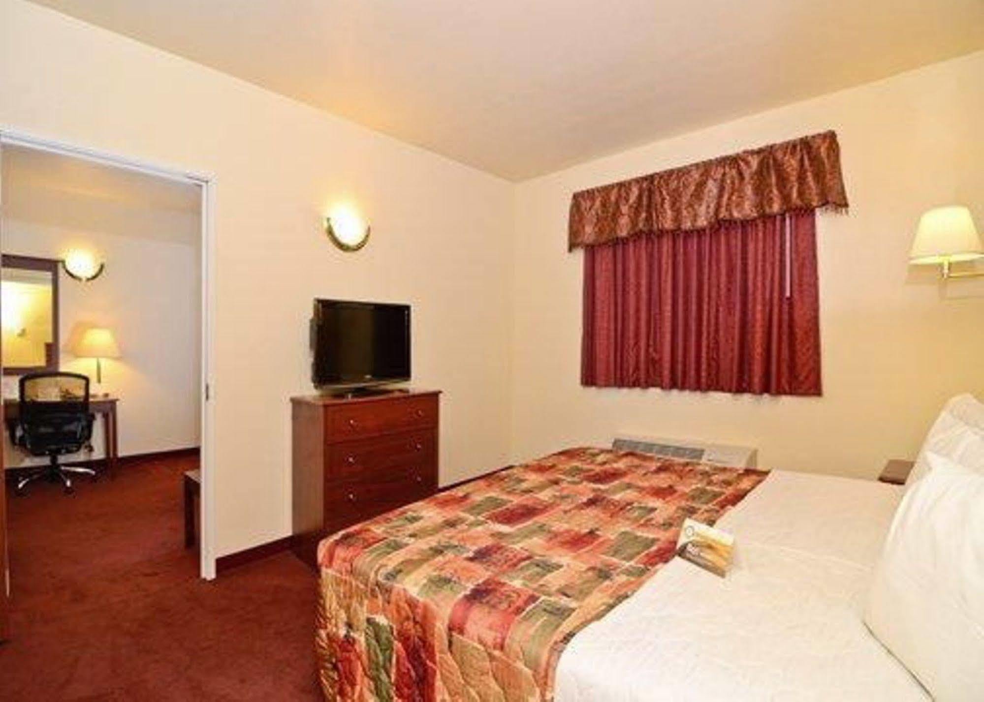 Quality Inn & Suites Park City Esterno foto